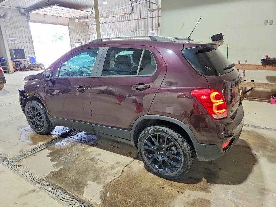 2022 CHEVROLET TRAX 1LT 2