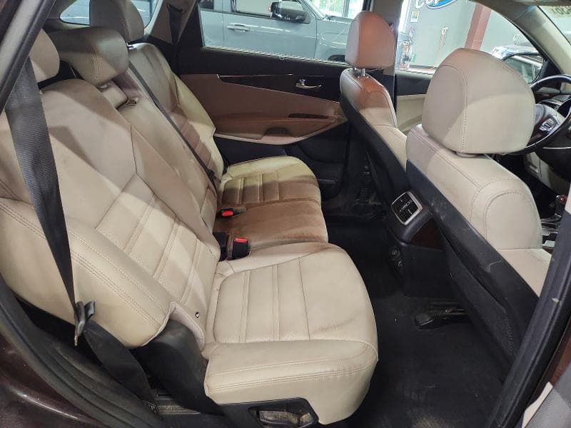 2018 KIA SORENTO EX 11