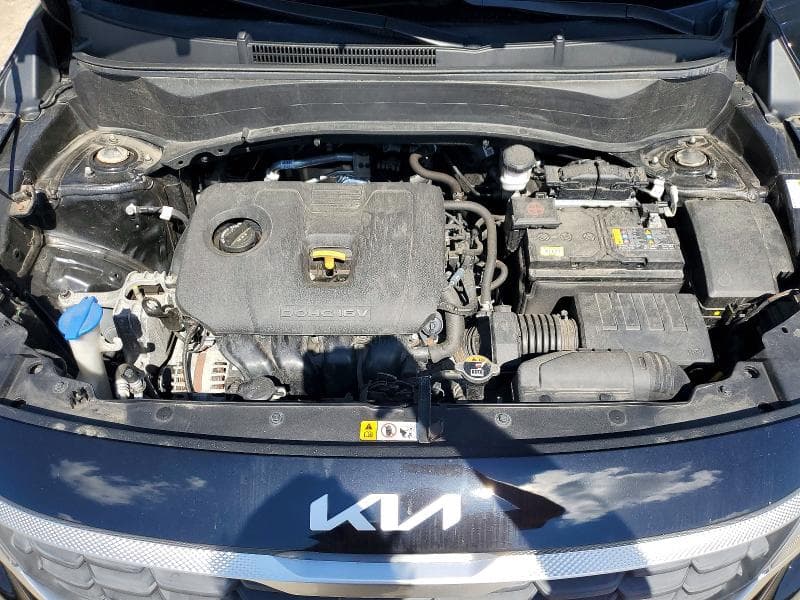2023 KIA SELTOS LX 12