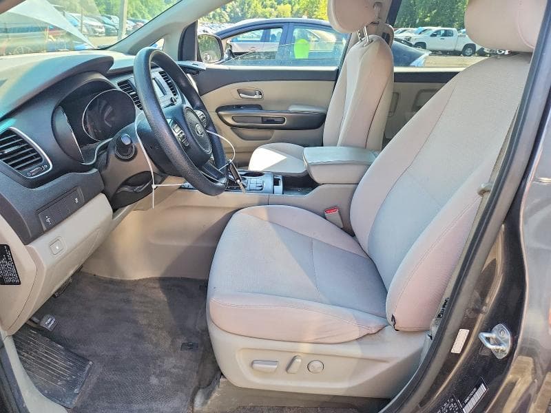 2017 KIA SEDONA LX 7