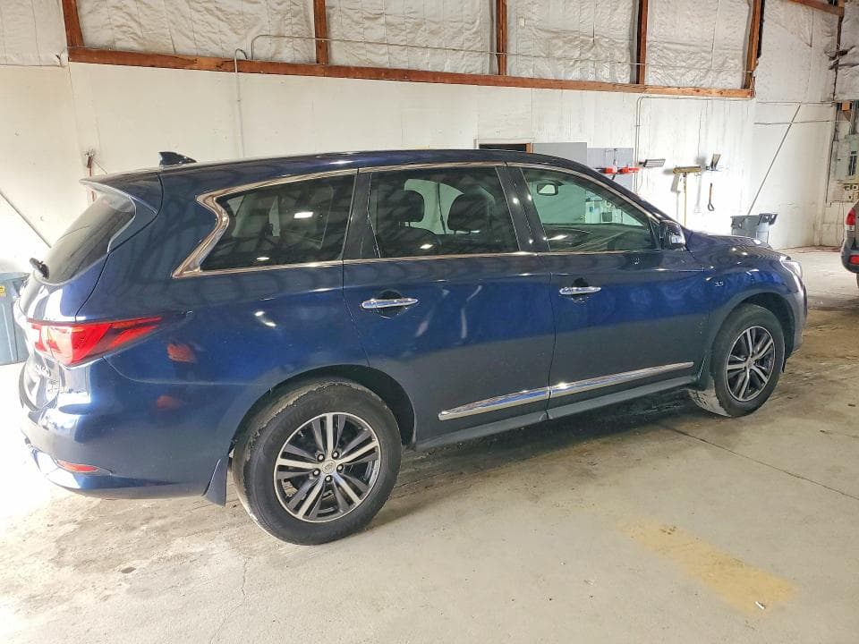2017 INFINITI QX60 BASE 3