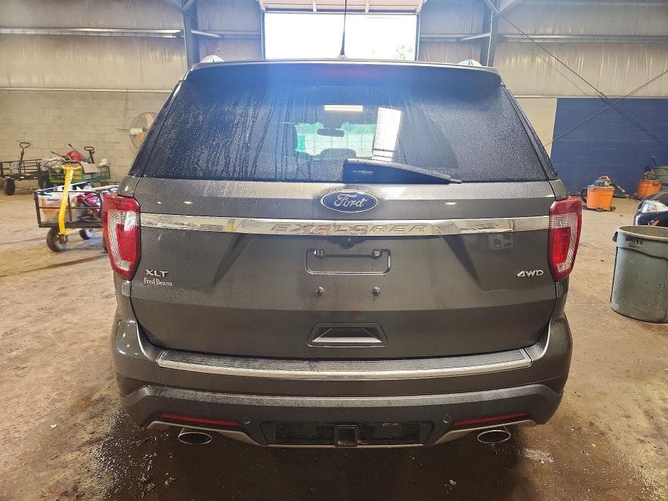 2018 FORD EXPLORER XLT 6