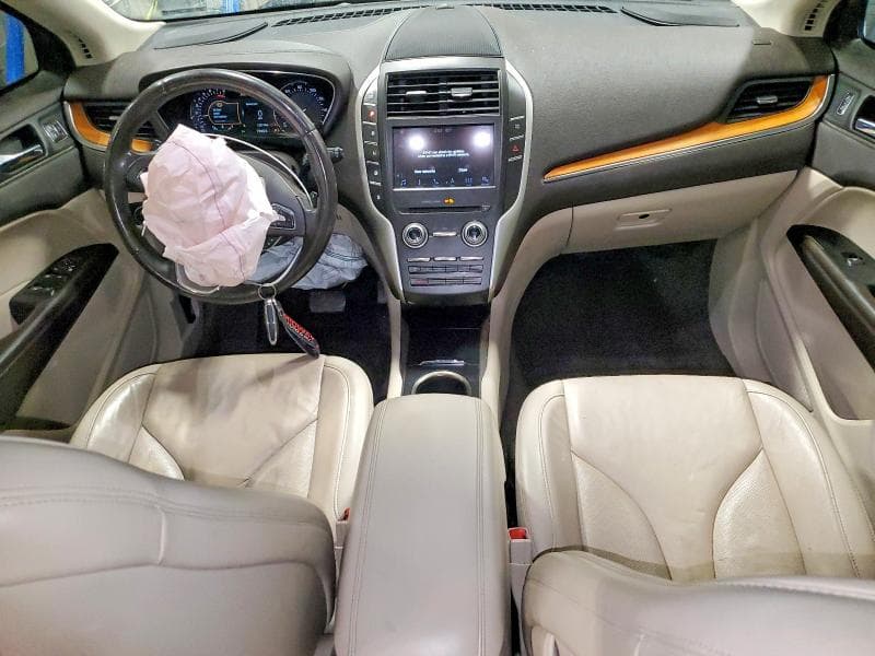 2019 LINCOLN MKC SELECT 8