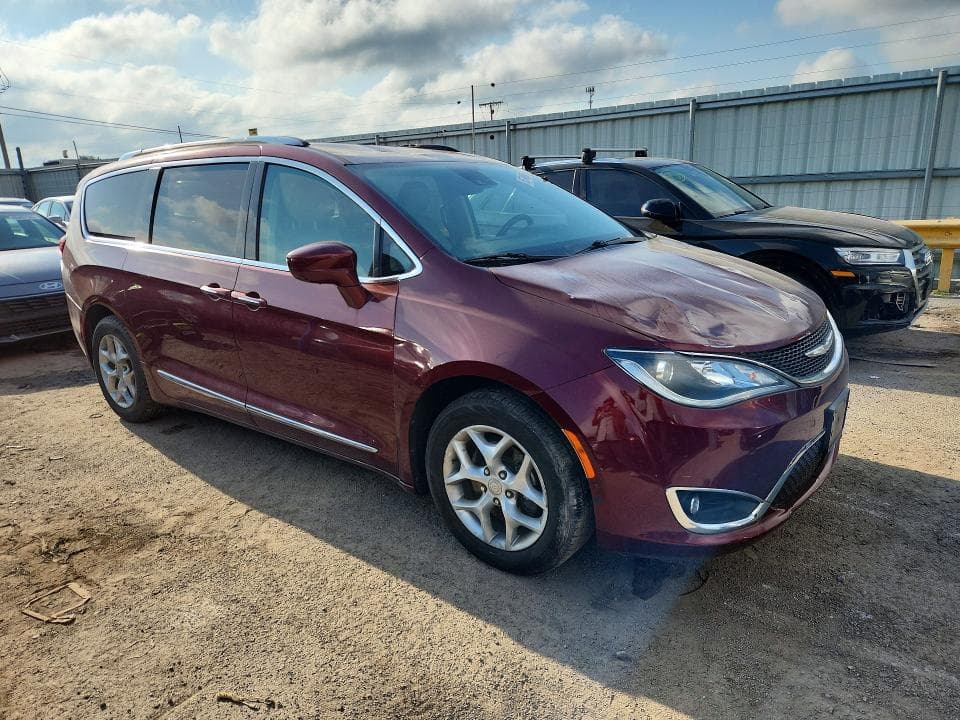 2017 CHRYSLER PACIFICA TOURING L PLUS 4