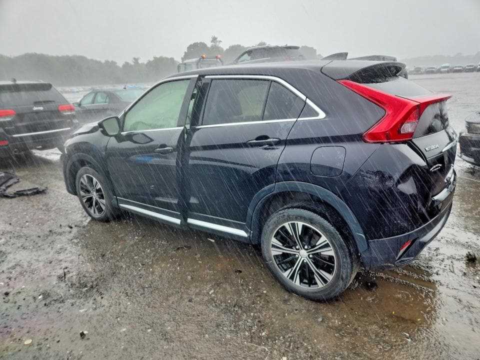 2018 MITSUBISHI ECLIPSE CROSS SE 2