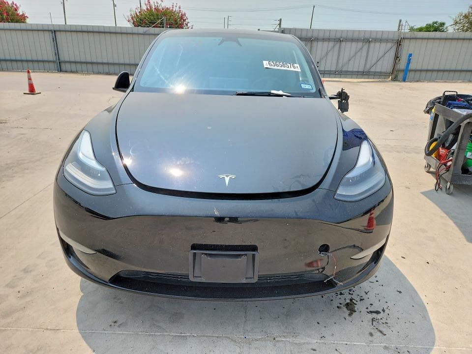 2023 TESLA MODEL Y 5