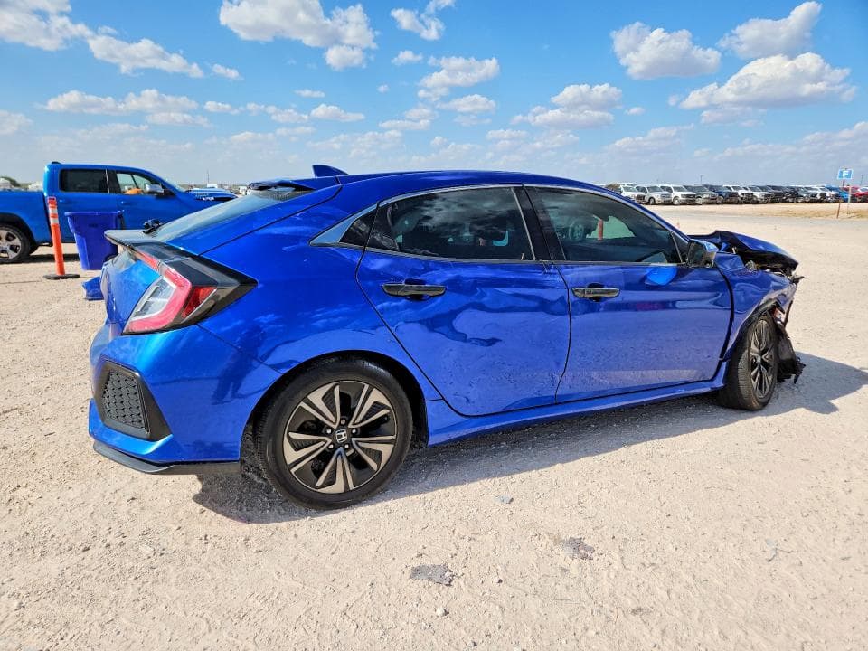 2017 HONDA CIVIC EX 3