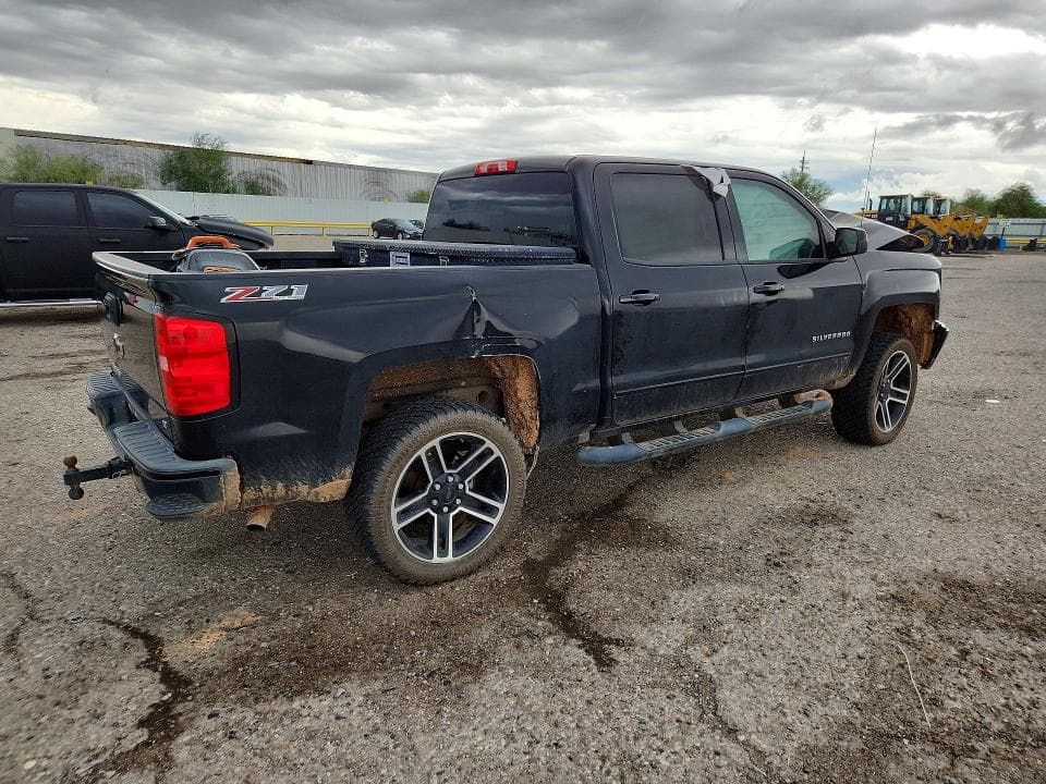 2017 CHEVROLET SILVERADO K1500 LT 3