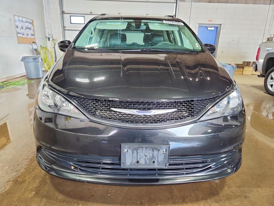 2020 CHRYSLER VOYAGER LXI 5