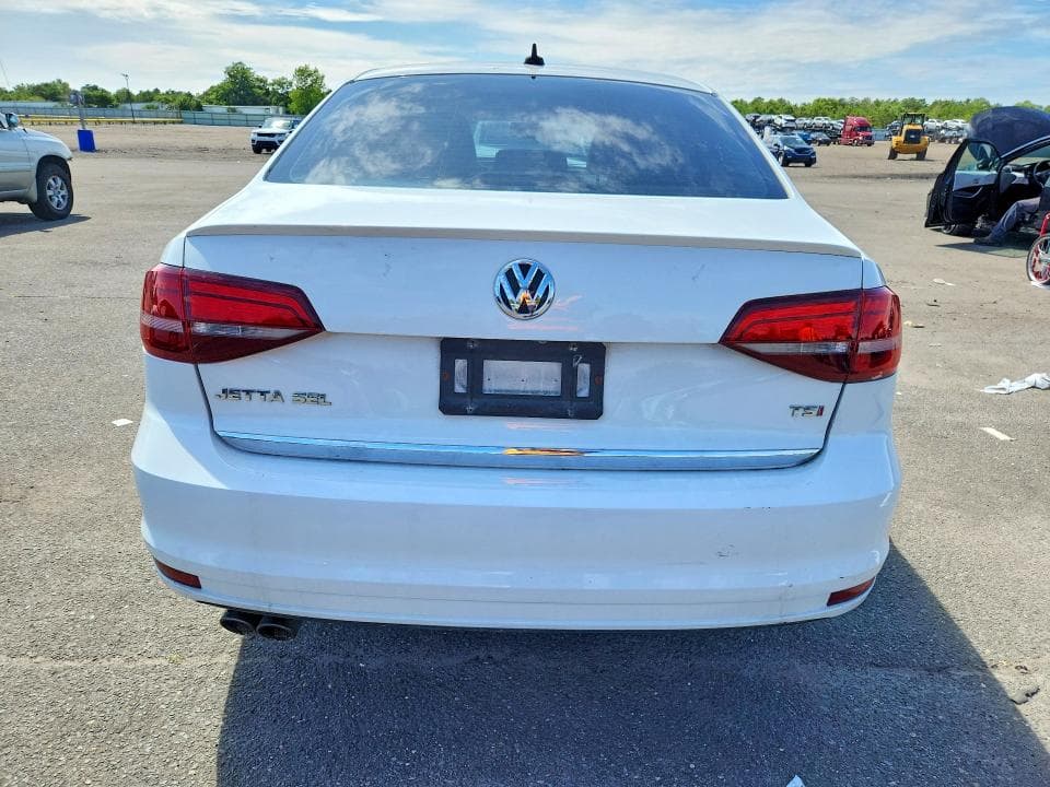 2018 VOLKSWAGEN JETTA SEL 6