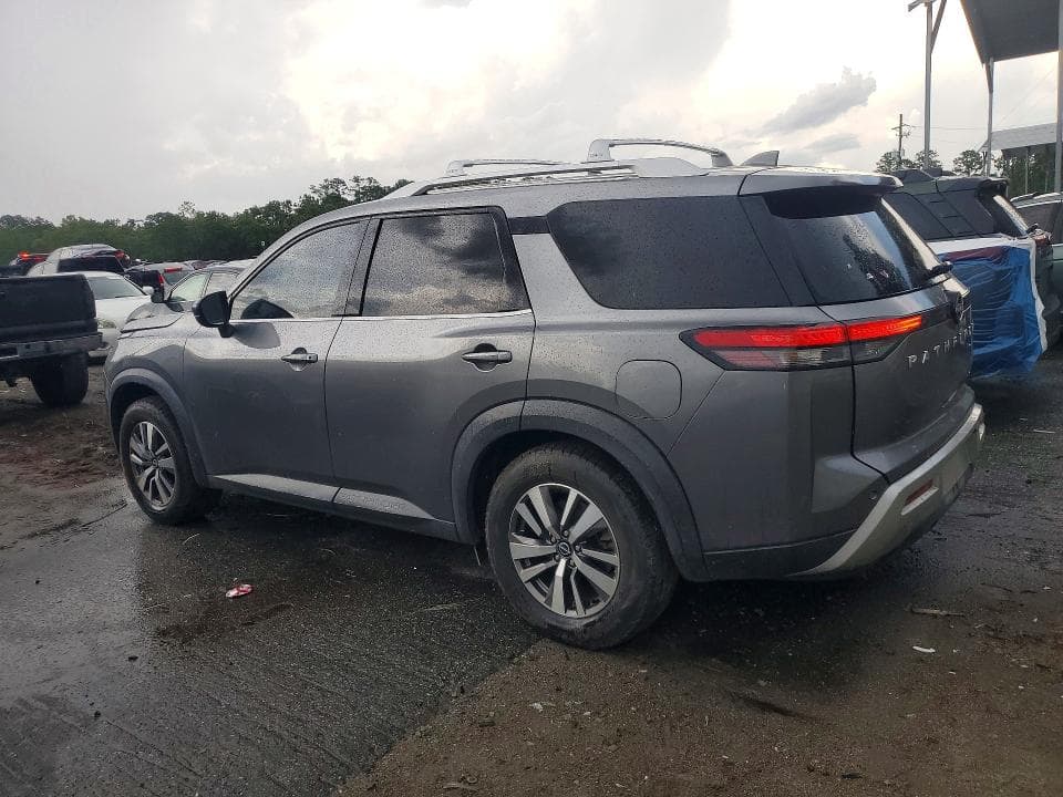 2022 NISSAN PATHFINDER SL 2