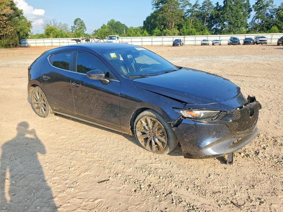 2019 MAZDA 3 4
