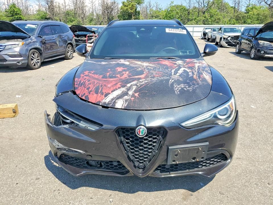 2018 ALFA ROMEO STELVIO TI SPORT 5