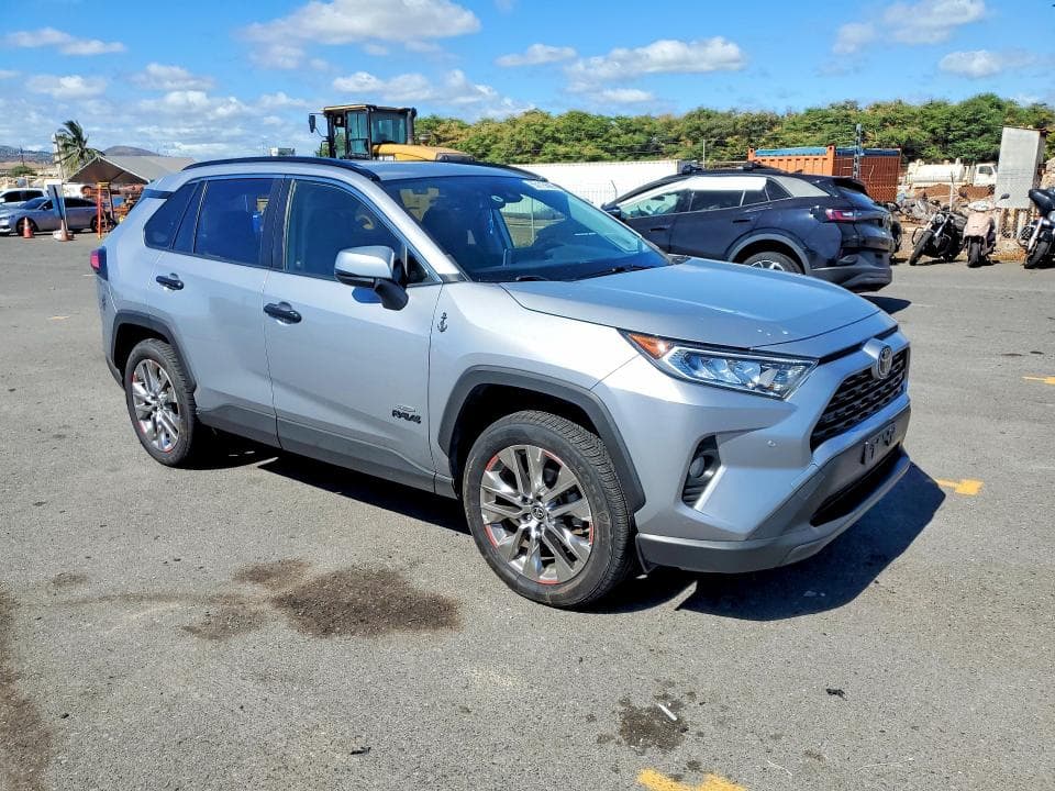 2019 TOYOTA RAV4 XLE PREMIUM 4