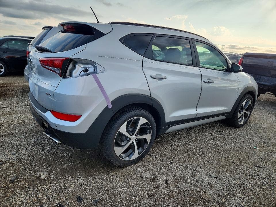 2017 HYUNDAI TUCSON VALUE 3