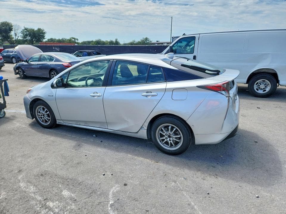 2017 TOYOTA PRIUS TWO 2