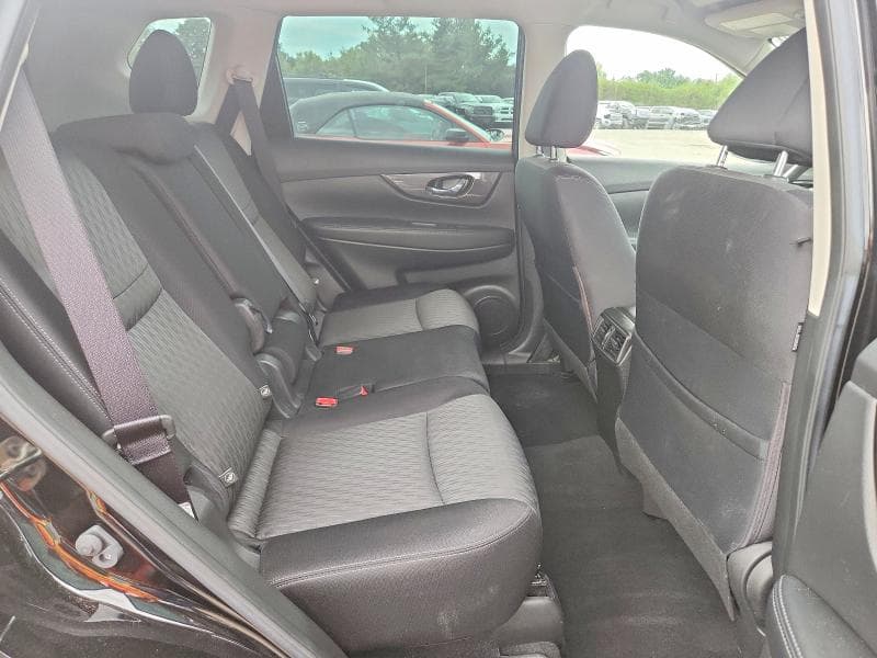 2018 NISSAN ROGUE S 11