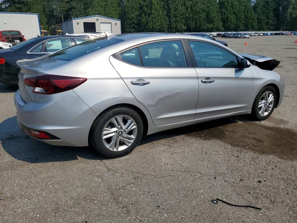 2020 HYUNDAI ELANTRA SEL 3
