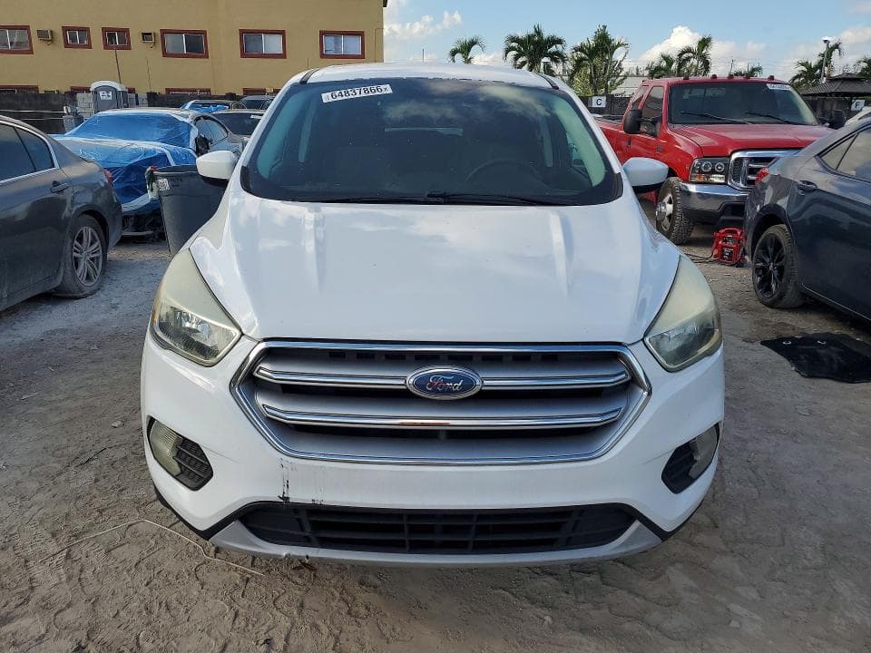 2017 FORD ESCAPE SE 5