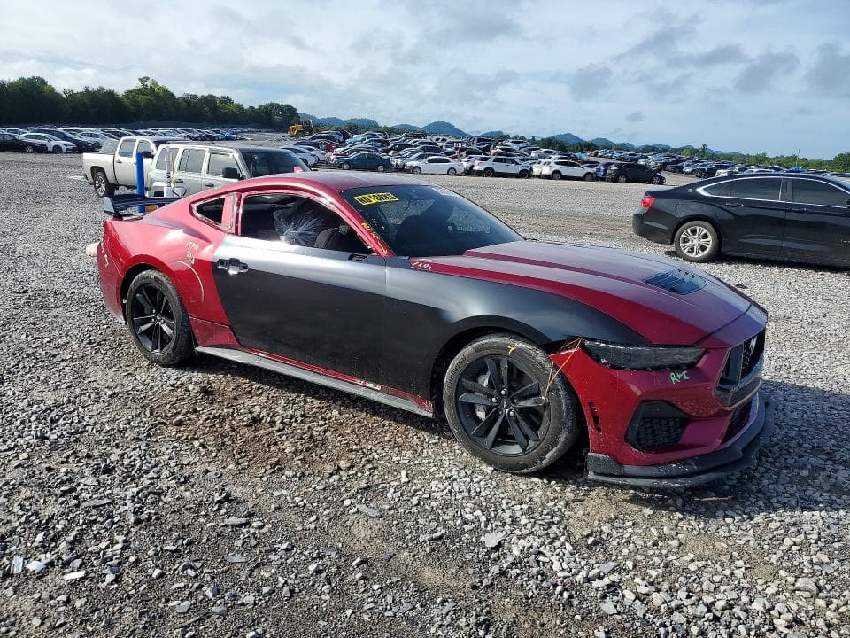 2025 FORD MUSTANG GT 4