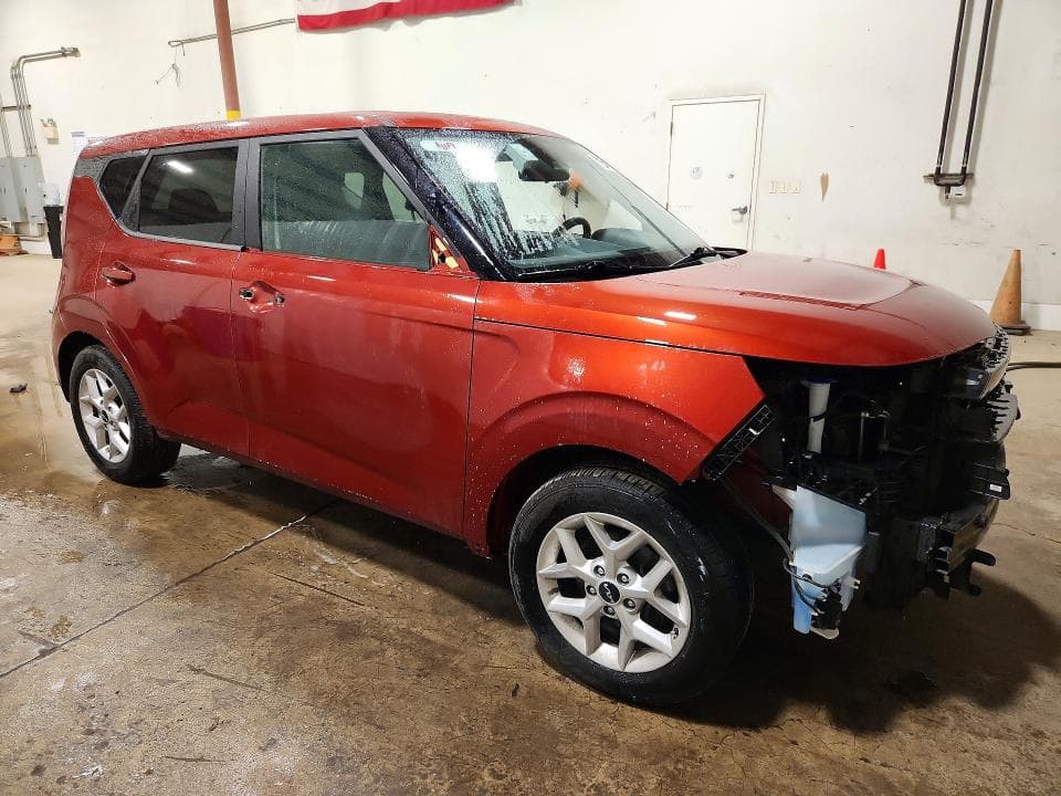 2023 KIA SOUL LX 4