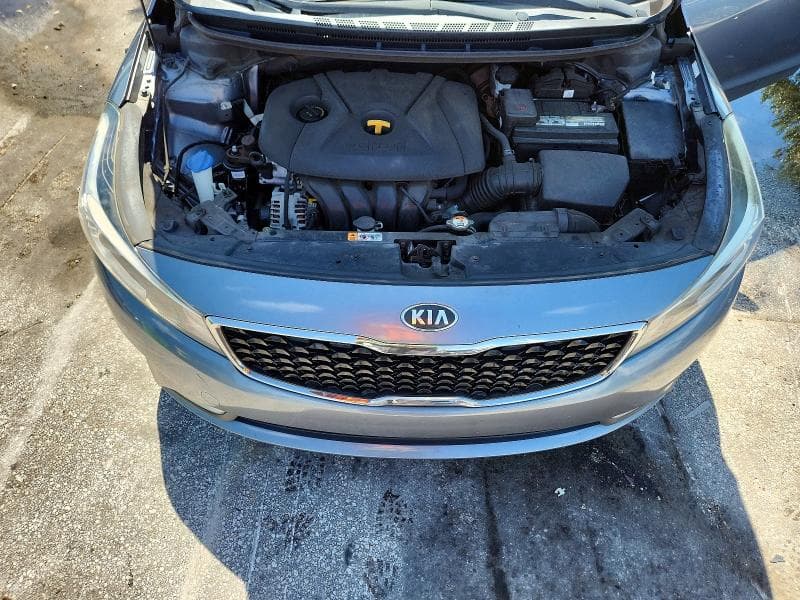 2017 KIA FORTE EX 11