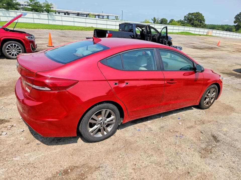 2017 HYUNDAI ELANTRA SE 3