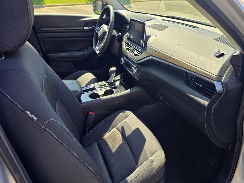 2024 NISSAN ALTIMA SV 5