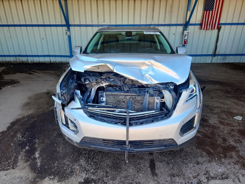 2017 CADILLAC XT5 LUXURY 5