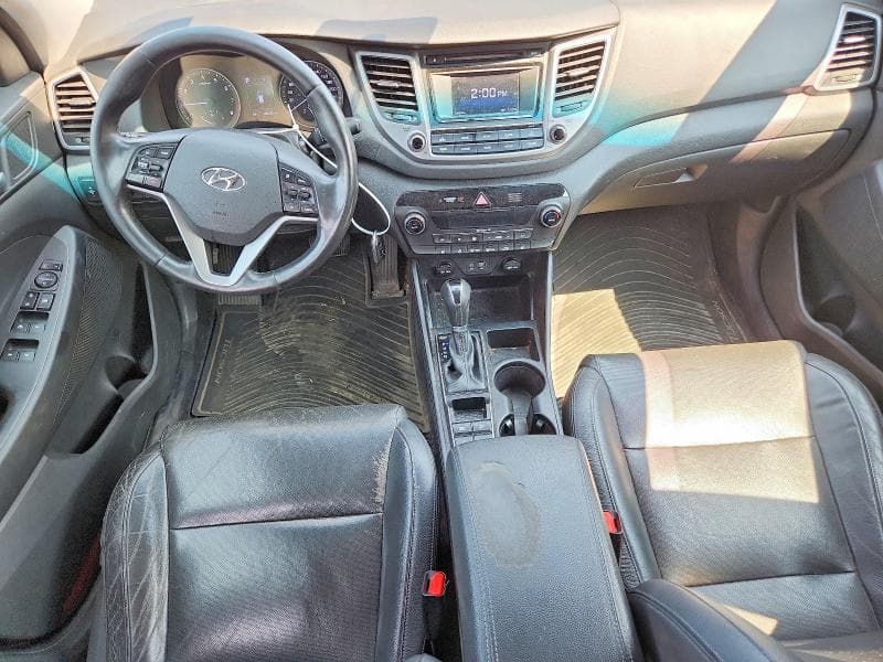 2017 HYUNDAI TUCSON SE 8