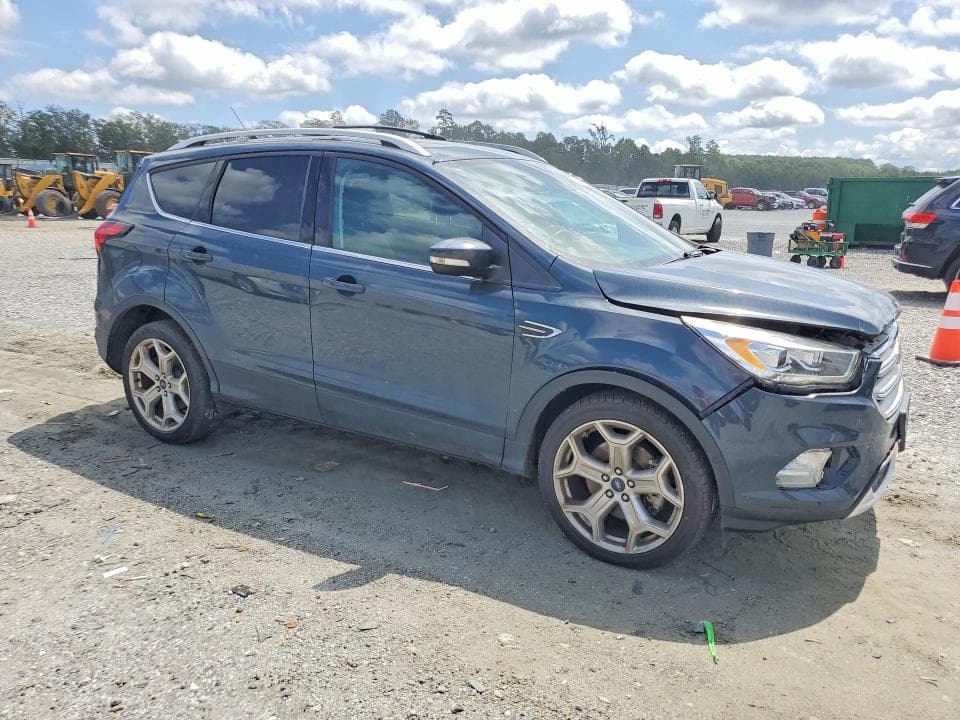 2019 FORD ESCAPE TITANIUM 4