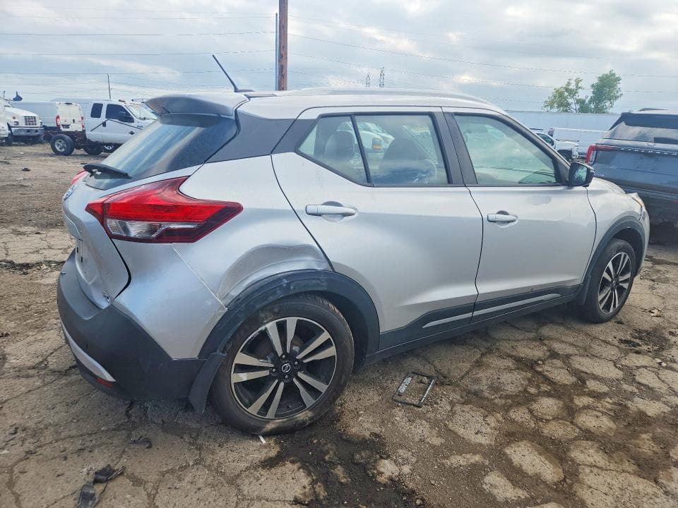 2019 NISSAN KICKS S 3