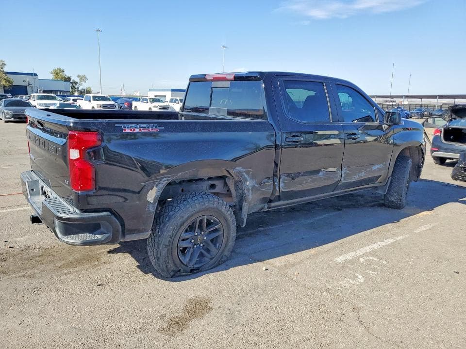 2021 CHEVROLET SILVERADO K1500 LT TRAIL BOSS 3