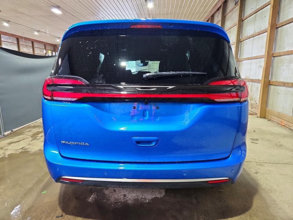 2027 CHRYSLER PACIFICA SELECT 6