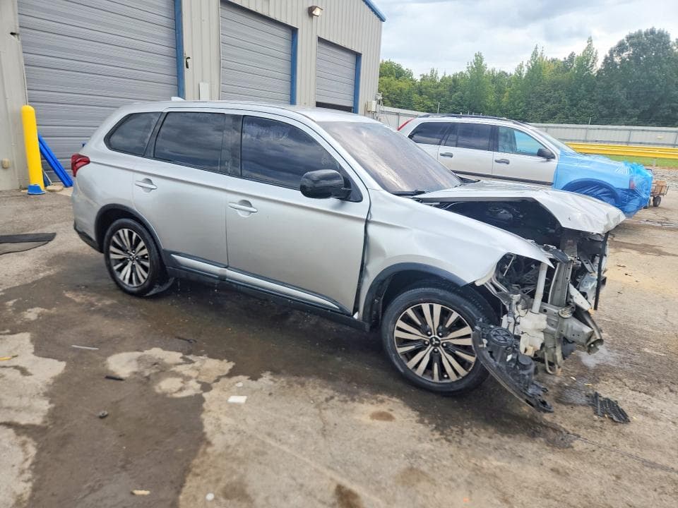 2019 MITSUBISHI OUTLANDER ES 4
