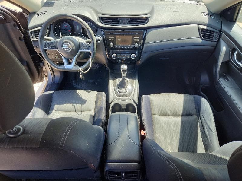 2017 NISSAN ROGUE SV 8