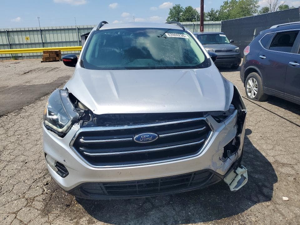 2019 FORD ESCAPE SE 5