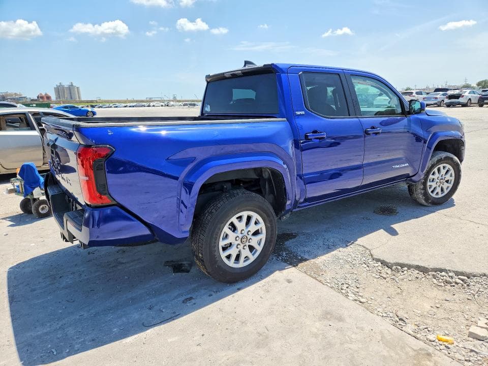 2025 TOYOTA TACOMA SR5 3