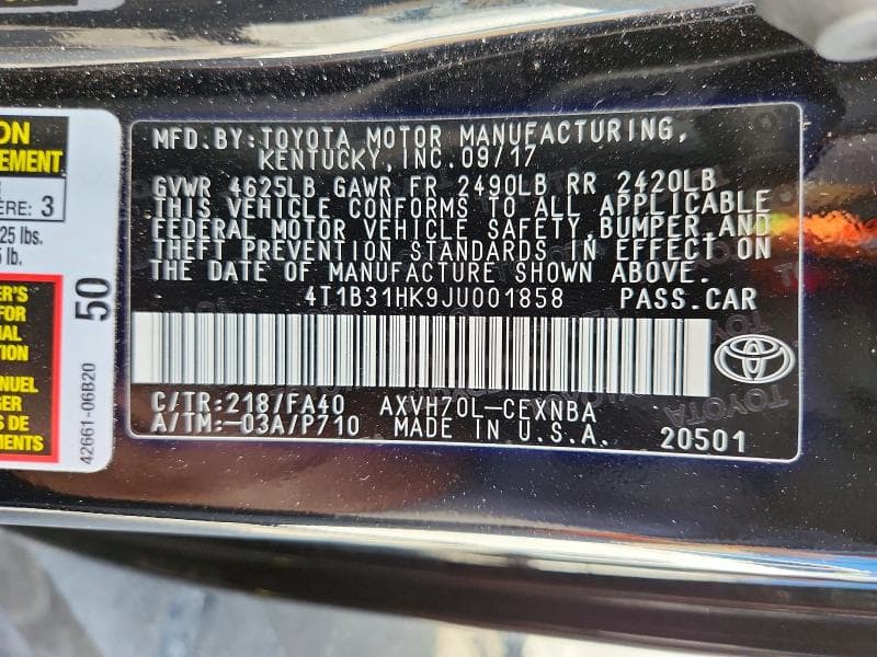 2018 TOYOTA CAMRY LE 12