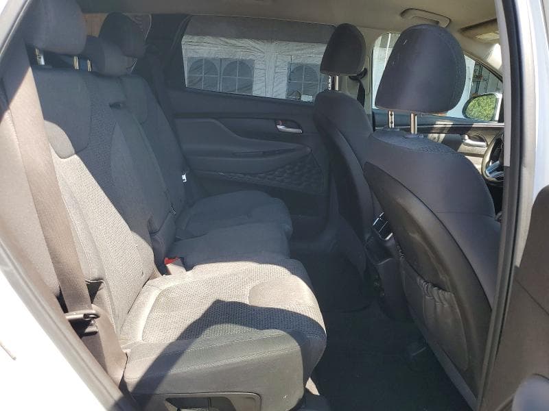 2019 HYUNDAI SANTA FE SE 11