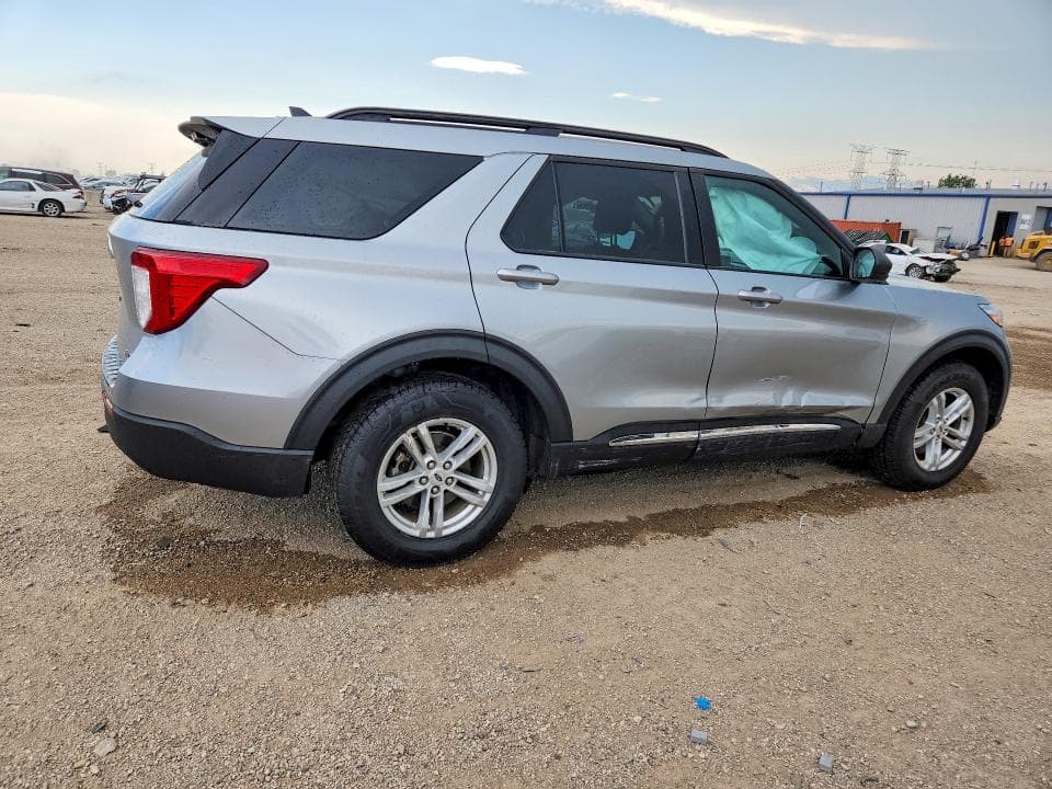 2023 FORD EXPLORER XLT 3