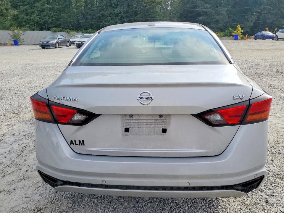 2022 NISSAN ALTIMA SV 6