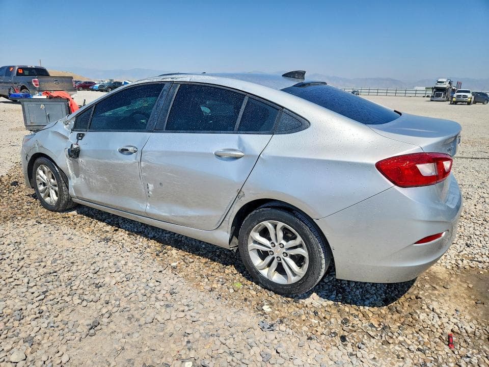 2019 CHEVROLET CRUZE LS 2