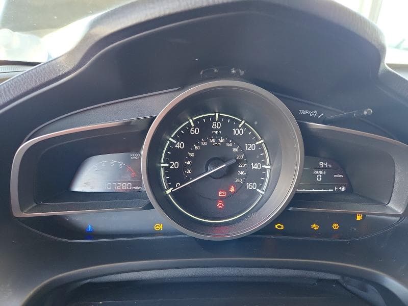 2017 MAZDA 3 TOURING 9