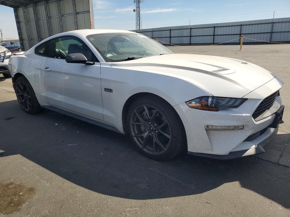 2020 FORD MUSTANG 4