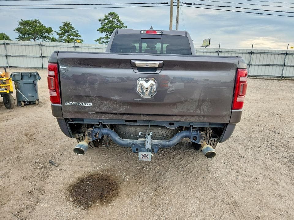 2019 RAM 1500 LARAMIE 6