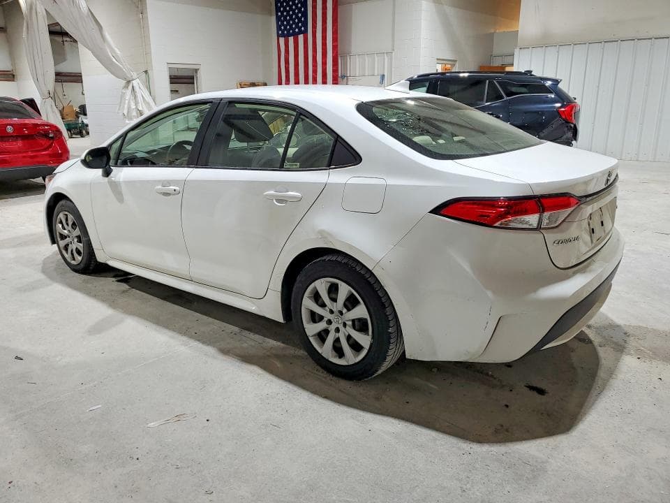 2022 TOYOTA COROLLA LE 2