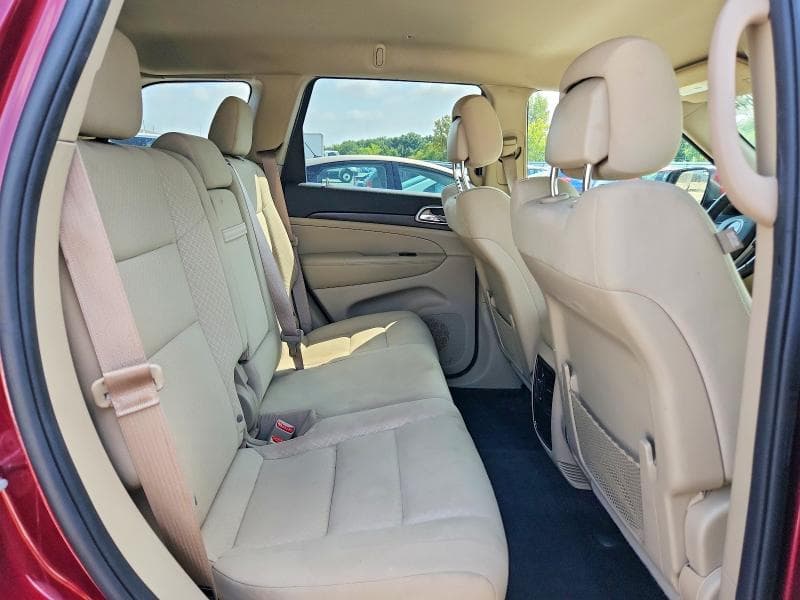 2018 JEEP GRAND CHEROKEE LAREDO 11