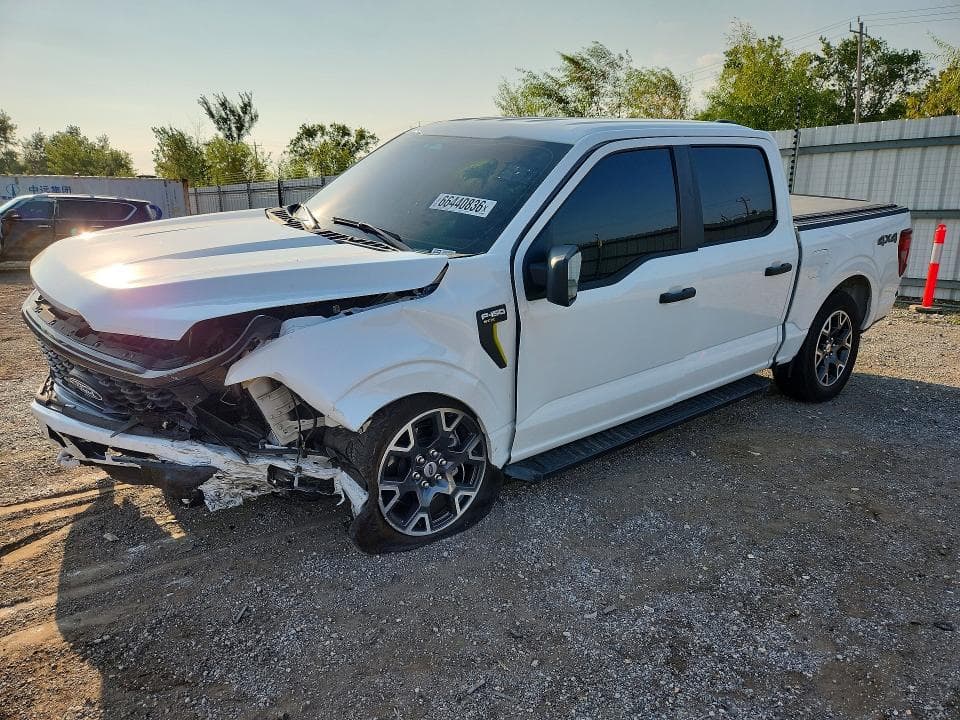 2025 FORD F150 STX