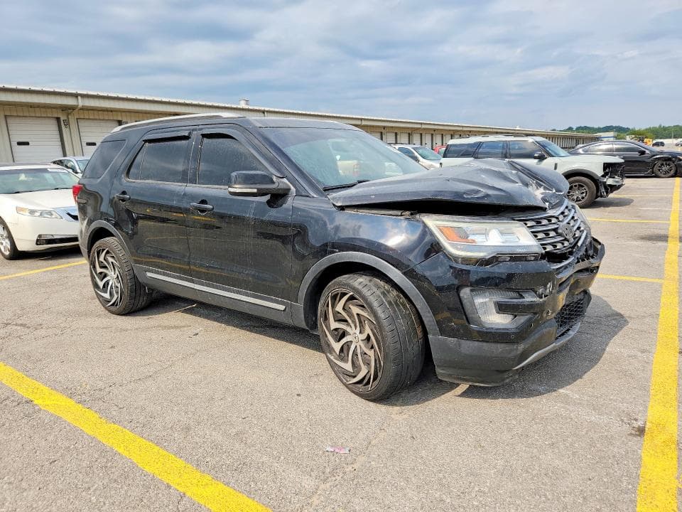 2017 FORD EXPLORER XLT 4